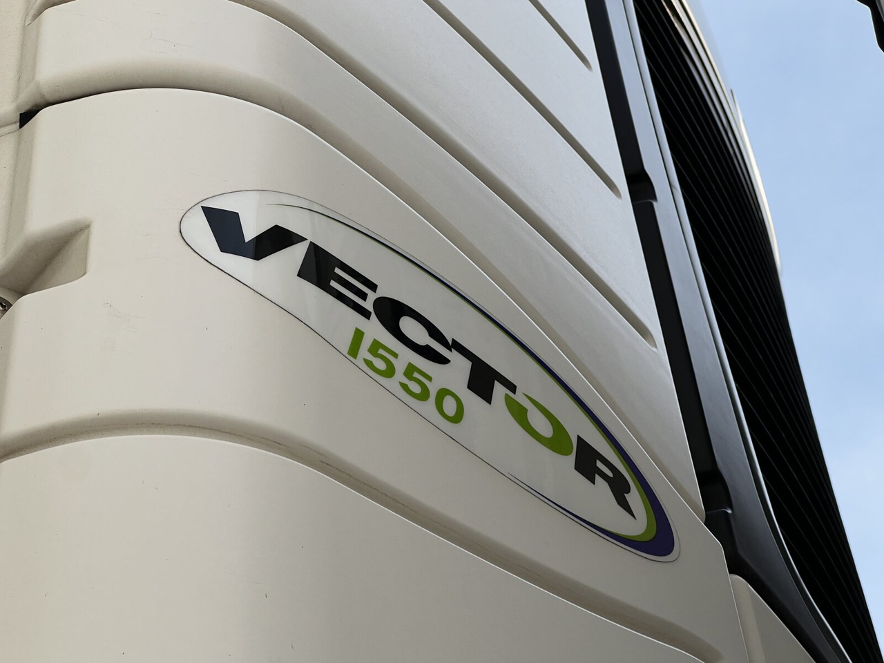 Schmitz Cargobull SKO 24/L-13.4 FP 45 SKO 24/L-13.4 FP 45, Mega, Doppelsock - Semi-reboque frigorífico: foto 3 Schmitz Cargobull SKO 24/L-13.4 FP 45 SKO 24/L-13.4 FP 45, Mega, Doppelsock - Semi-reboque frigorífico: foto 3