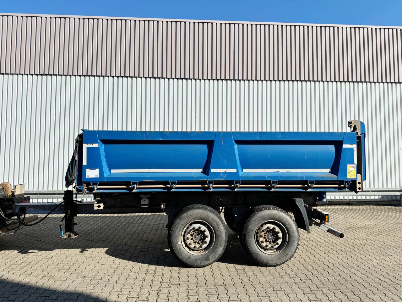 Schmitz Cargobull ZKI 18-4.9 ZKI 18-4.9, Stahlbordwände ca. 10m³, Rahmen Verzinkt - Reboque basculante: foto 4 Schmitz Cargobull ZKI 18-4.9 ZKI 18-4.9, Stahlbordwände ca. 10m³, Rahmen Verzinkt - Reboque basculante: foto 4