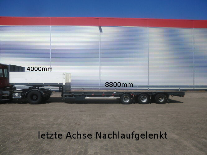 Schwarzmüller STP 3/ZV-N STP 3/ZV-N, 3-Achse nachlaufgelenkt, mit 6x Twist Lock - Semi-reboque baixa: foto 2 Schwarzmüller STP 3/ZV-N STP 3/ZV-N, 3-Achse nachlaufgelenkt, mit 6x Twist Lock - Semi-reboque baixa: foto 2