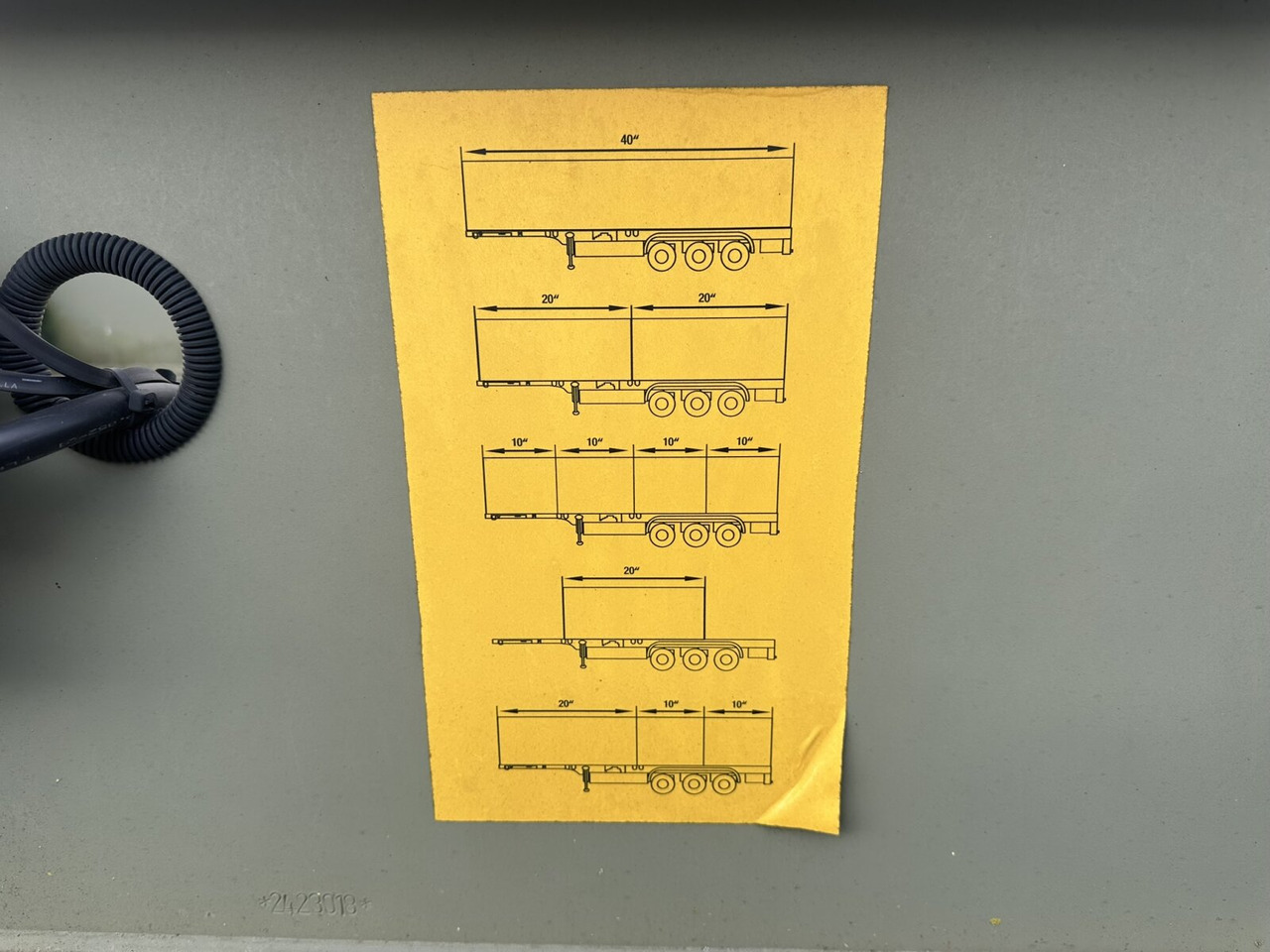 Schmitz Cargobull SCF 24 Containerchassis SCF 24 Containerchassis, Nachlauflenkachse, 2x20/20/30/40ft, Ex-! - Semi-reboque: foto 5 Schmitz Cargobull SCF 24 Containerchassis SCF 24 Containerchassis, Nachlauflenkachse, 2x20/20/30/40ft, Ex-! - Semi-reboque: foto 5