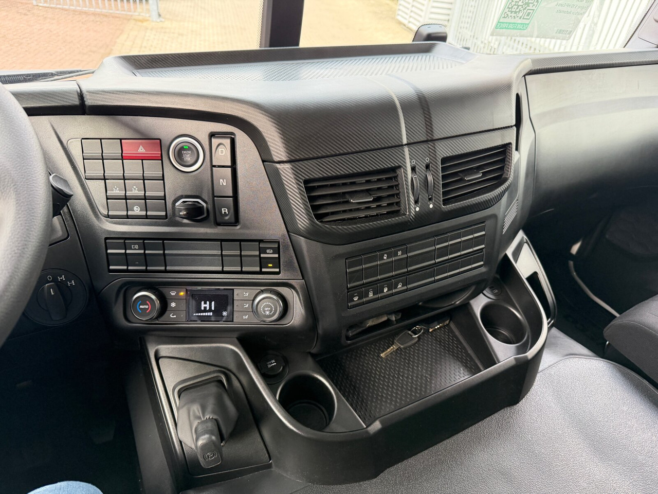 T-Way AT410T51/58 8x4 T-Way AT410T51/58 8x4, Retarder, Bordmatik, 4x VORHANDEN! - Camião basculante: foto 4 T-Way AT410T51/58 8x4 T-Way AT410T51/58 8x4, Retarder, Bordmatik, 4x VORHANDEN! - Camião basculante: foto 4