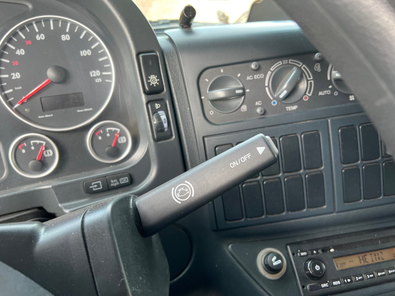 MAN TGL 8.220 4X2 BL TGL 8.220 4X2 BL - Tractor: foto 3 MAN TGL 8.220 4X2 BL TGL 8.220 4X2 BL - Tractor: foto 3