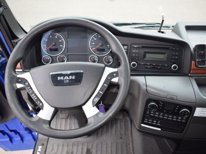 MAN TGX 18.440 4x2 LLS-U TGX 18.440 4x2 LLS-U, Hydraulik, Low Liner, XXL Kabine - Tractor: foto 2 MAN TGX 18.440 4x2 LLS-U TGX 18.440 4x2 LLS-U, Hydraulik, Low Liner, XXL Kabine - Tractor: foto 2