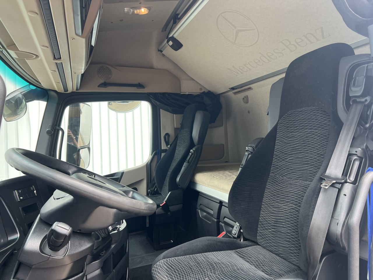 Mercedes-Benz Actros 1843 LS 4x2 Actros 1843 LS 4x2, Retarder - Tractor: foto 4 Mercedes-Benz Actros 1843 LS 4x2 Actros 1843 LS 4x2, Retarder - Tractor: foto 4