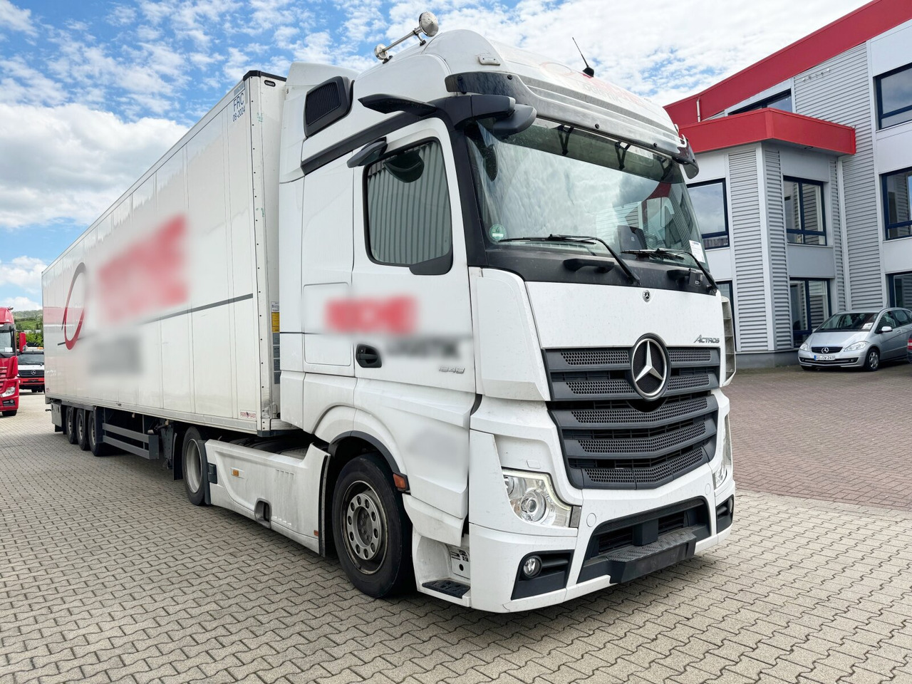 Leasing de Mercedes-Benz Actros 1848 LS 4x2 Actros 1848 LS 4x2, Vollumer ,Retarder Mercedes-Benz Actros 1848 LS 4x2 Actros 1848 LS 4x2, Vollumer ,Retarder: foto 9