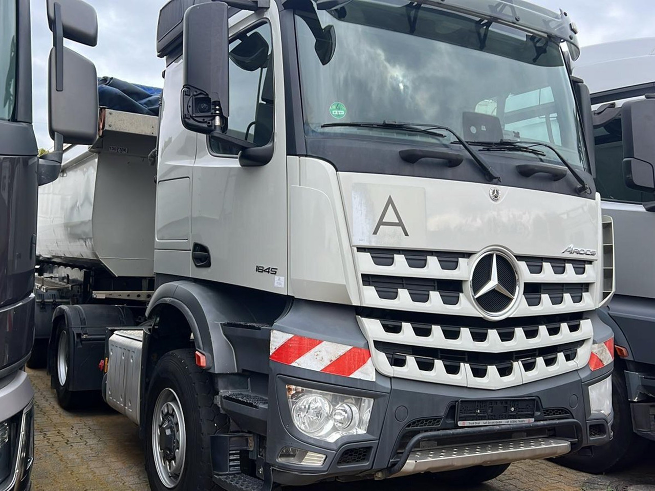 Mercedes-Benz Arocs 1845 LS 4x4 HAD Arocs 1845 LS 4x4 HAD - Tractor: foto 2 Mercedes-Benz Arocs 1845 LS 4x4 HAD Arocs 1845 LS 4x4 HAD - Tractor: foto 2