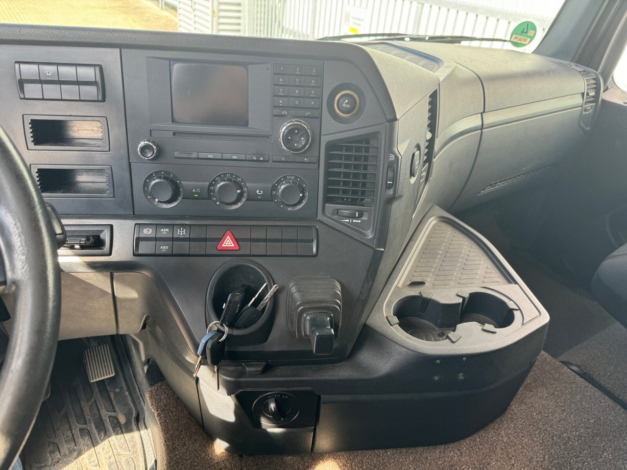 Mercedes-Benz Arocs 3343 S 6x4 Arocs 3343 S 6x4, Full Steel, 3x Vorhanden! - Tractor: foto 2 Mercedes-Benz Arocs 3343 S 6x4 Arocs 3343 S 6x4, Full Steel, 3x Vorhanden! - Tractor: foto 2