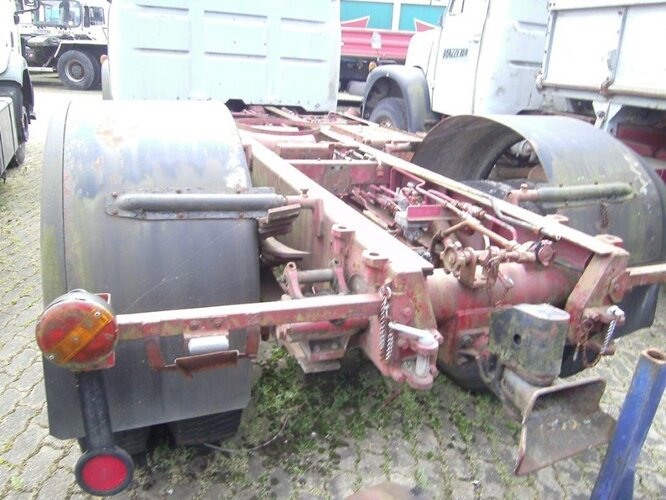 V5 4x2 Saurer V5 4x2 - Camião chassi: foto 3 V5 4x2 Saurer V5 4x2 - Camião chassi: foto 3