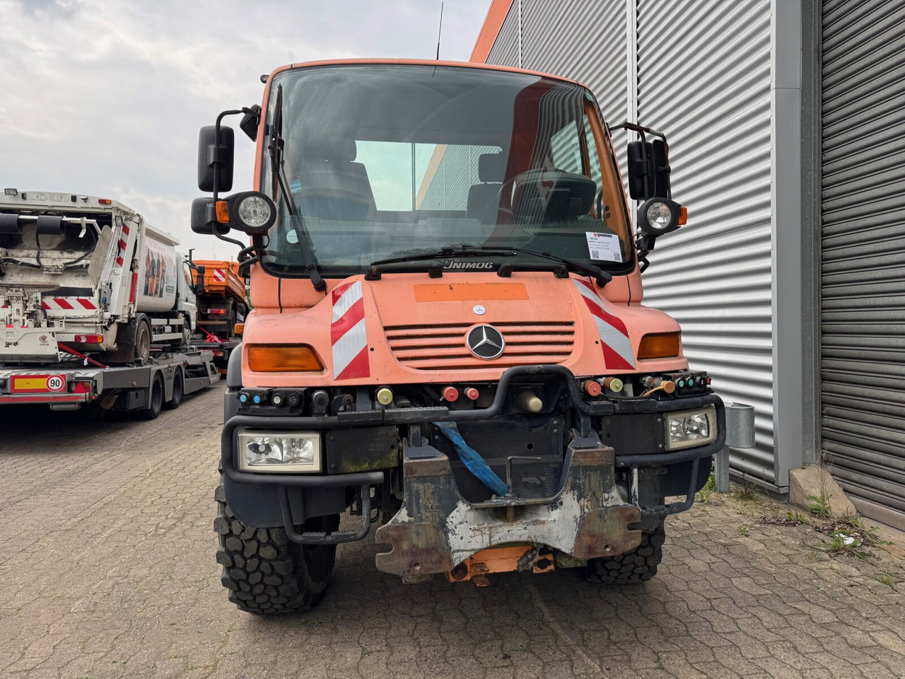 Unimog U 400 405/12 4x4 U 400 405/12 4x4, Kipper, Kommunalhydraulik, VarioPilot, Zapfwelle - Veículo comercial: foto 3 Unimog U 400 405/12 4x4 U 400 405/12 4x4, Kipper, Kommunalhydraulik, VarioPilot, Zapfwelle - Veículo comercial: foto 3