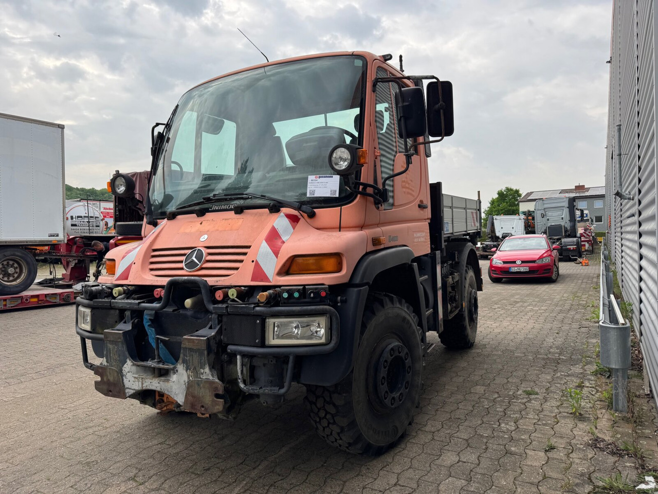 Unimog U 400 405/12 4x4 U 400 405/12 4x4, Kipper, Kommunalhydraulik, VarioPilot, Zapfwelle - Veículo comercial: foto 4 Unimog U 400 405/12 4x4 U 400 405/12 4x4, Kipper, Kommunalhydraulik, VarioPilot, Zapfwelle - Veículo comercial: foto 4