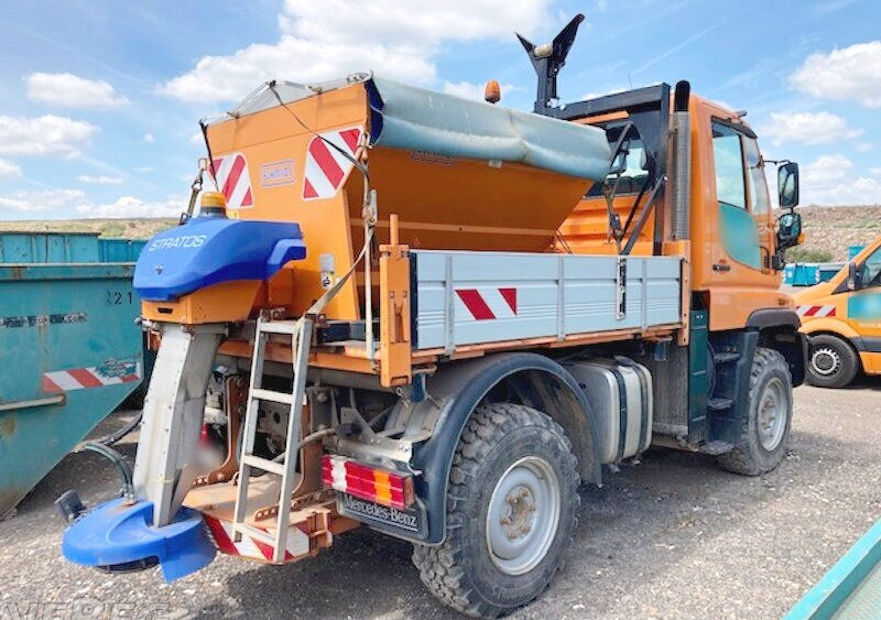 Unimog U300 405/10 4x4 U300 405/10 4x4, Kommunalhydraulik, Frontzapfwelle, Kipper - Veículo comercial: foto 3 Unimog U300 405/10 4x4 U300 405/10 4x4, Kommunalhydraulik, Frontzapfwelle, Kipper - Veículo comercial: foto 3