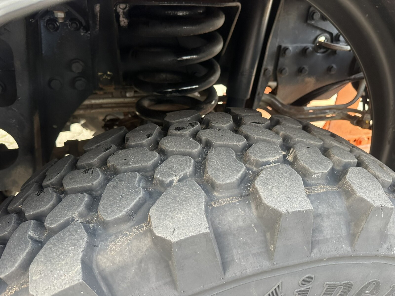 Unimog U300 405/10 4x4 U300 405/10 4x4, Kommunalhydraulik, Frontzapfwelle, Kipper - Veículo comercial: foto 4 Unimog U300 405/10 4x4 U300 405/10 4x4, Kommunalhydraulik, Frontzapfwelle, Kipper - Veículo comercial: foto 4