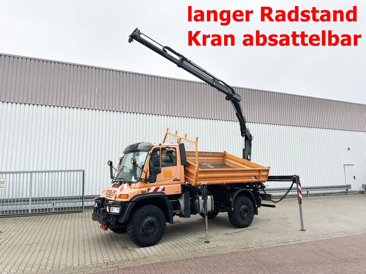 Unimog U500 4x4 U500 4x4 405/40 mit Heckkran Hiab 077-1 HiDuo, absattelbar, Funk - Veículo comercial: foto 1 Unimog U500 4x4 U500 4x4 405/40 mit Heckkran Hiab 077-1 HiDuo, absattelbar, Funk - Veículo comercial: foto 1