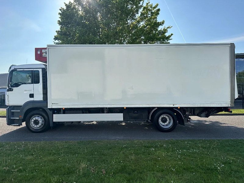 MAN TGS 18.360 FRIGOBLOCK FK25 MULTITEMP + LIFT / LADEBORDWAND 2000 KG + EURO 6 + AIRCO - Camião frigorífico: foto 2 MAN TGS 18.360 FRIGOBLOCK FK25 MULTITEMP + LIFT / LADEBORDWAND 2000 KG + EURO 6 + AIRCO - Camião frigorífico: foto 2