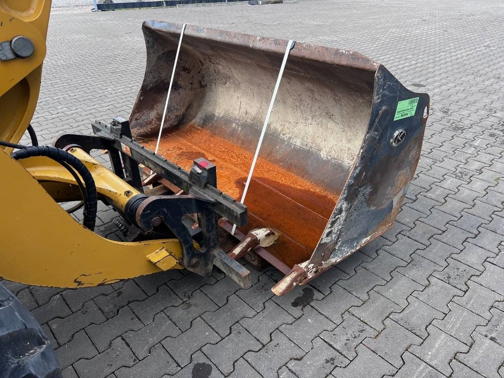 Pá carregadora de rodas CAT 908 H: foto 9