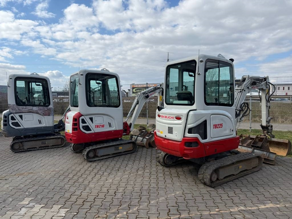 Mini escavadeira Takeuchi TB 216 Powertilt: foto 23