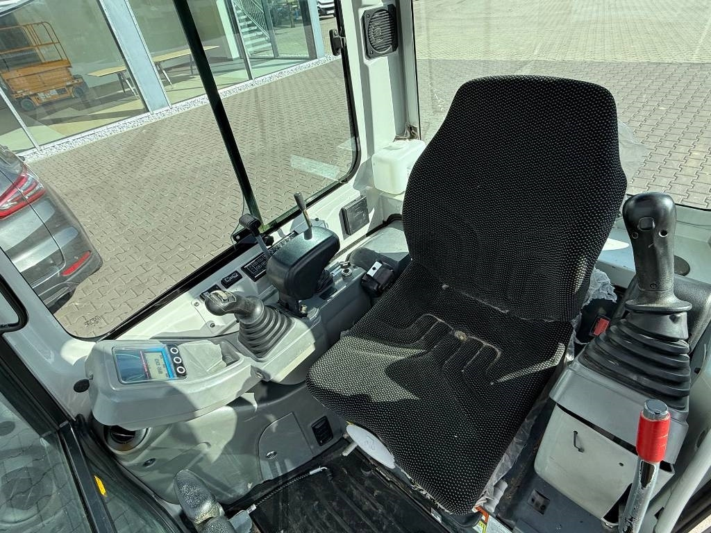 Mini escavadeira Takeuchi TB 216 Powertilt: foto 16