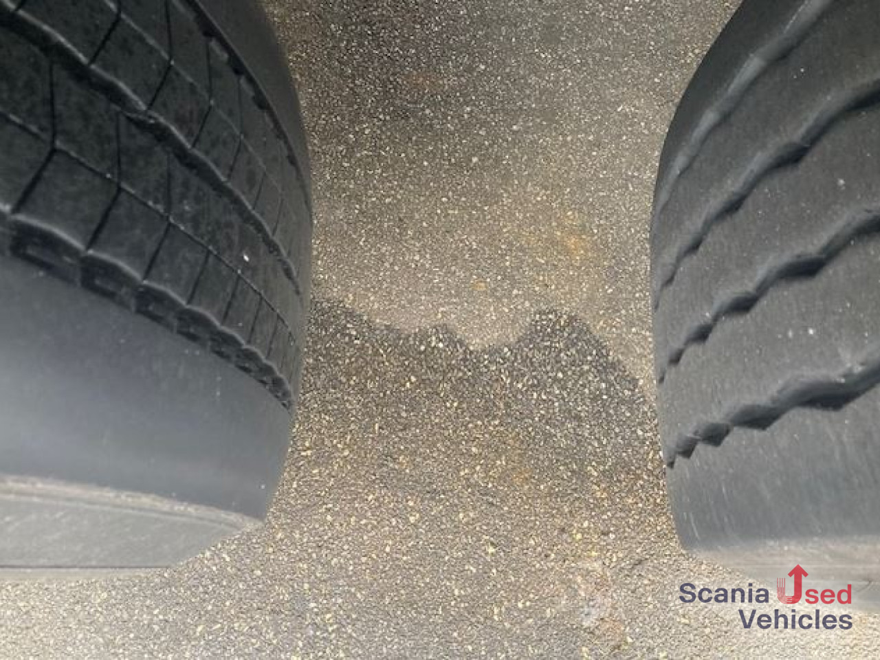 SCHMITZ SKO24 TK DS m. Balken PK NUR 3.821Dieselstd. - Semi-reboque isotérmico: foto 4 SCHMITZ SKO24 TK DS m. Balken PK NUR 3.821Dieselstd. - Semi-reboque isotérmico: foto 4