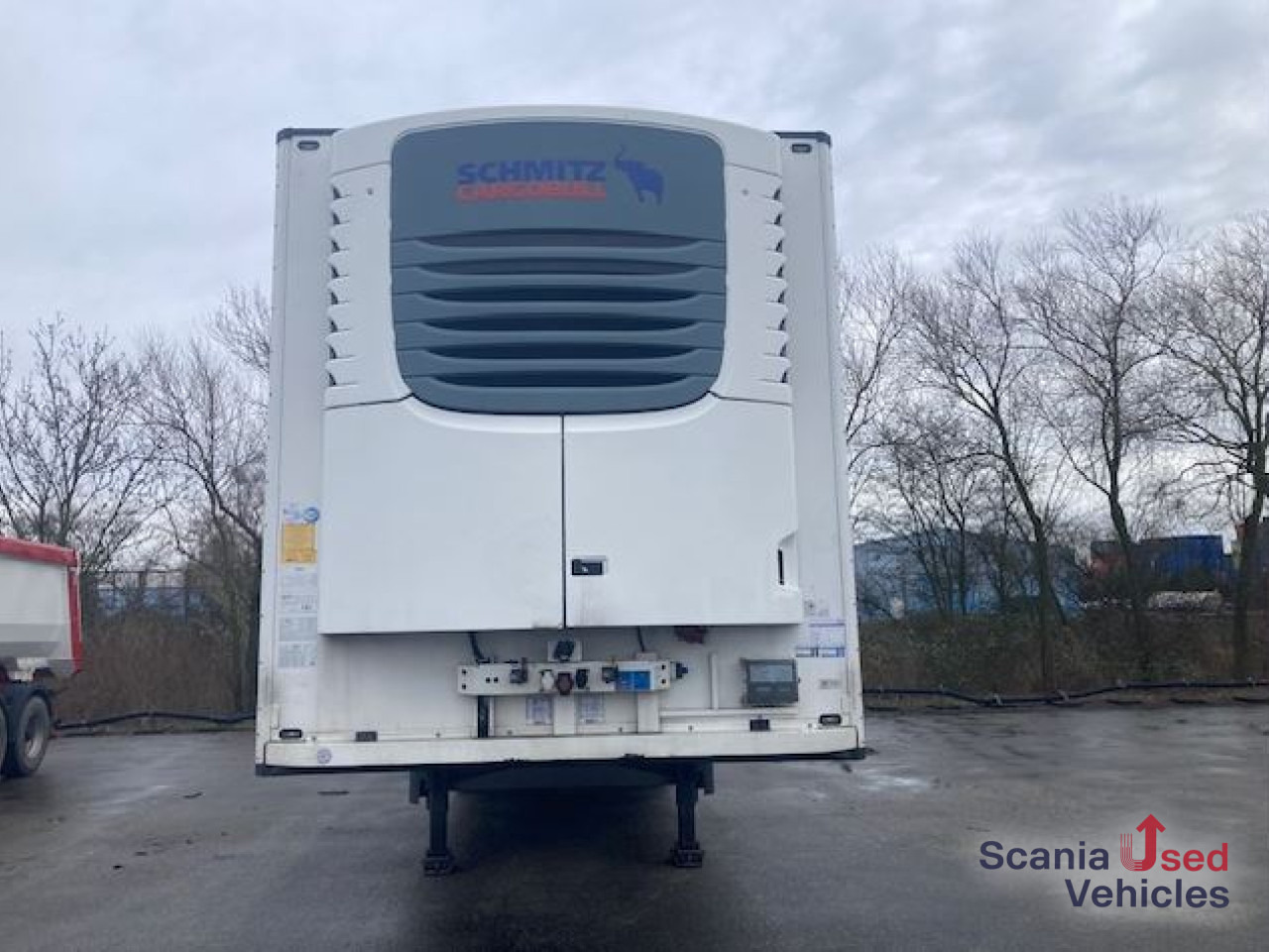 SCHMITZ SKO24 TK DS m. Balken PK NUR 3.821Dieselstd. - Semi-reboque isotérmico: foto 1 SCHMITZ SKO24 TK DS m. Balken PK NUR 3.821Dieselstd. - Semi-reboque isotérmico: foto 1