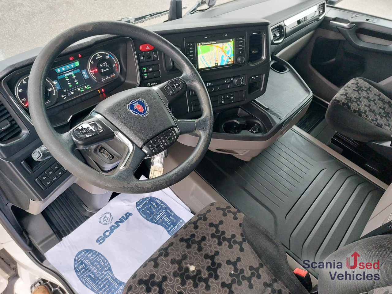 SCANIA R 450 A4x2EB verstellbare Sattelplatte TOP!!! - Tractor: foto 2 SCANIA R 450 A4x2EB verstellbare Sattelplatte TOP!!! - Tractor: foto 2