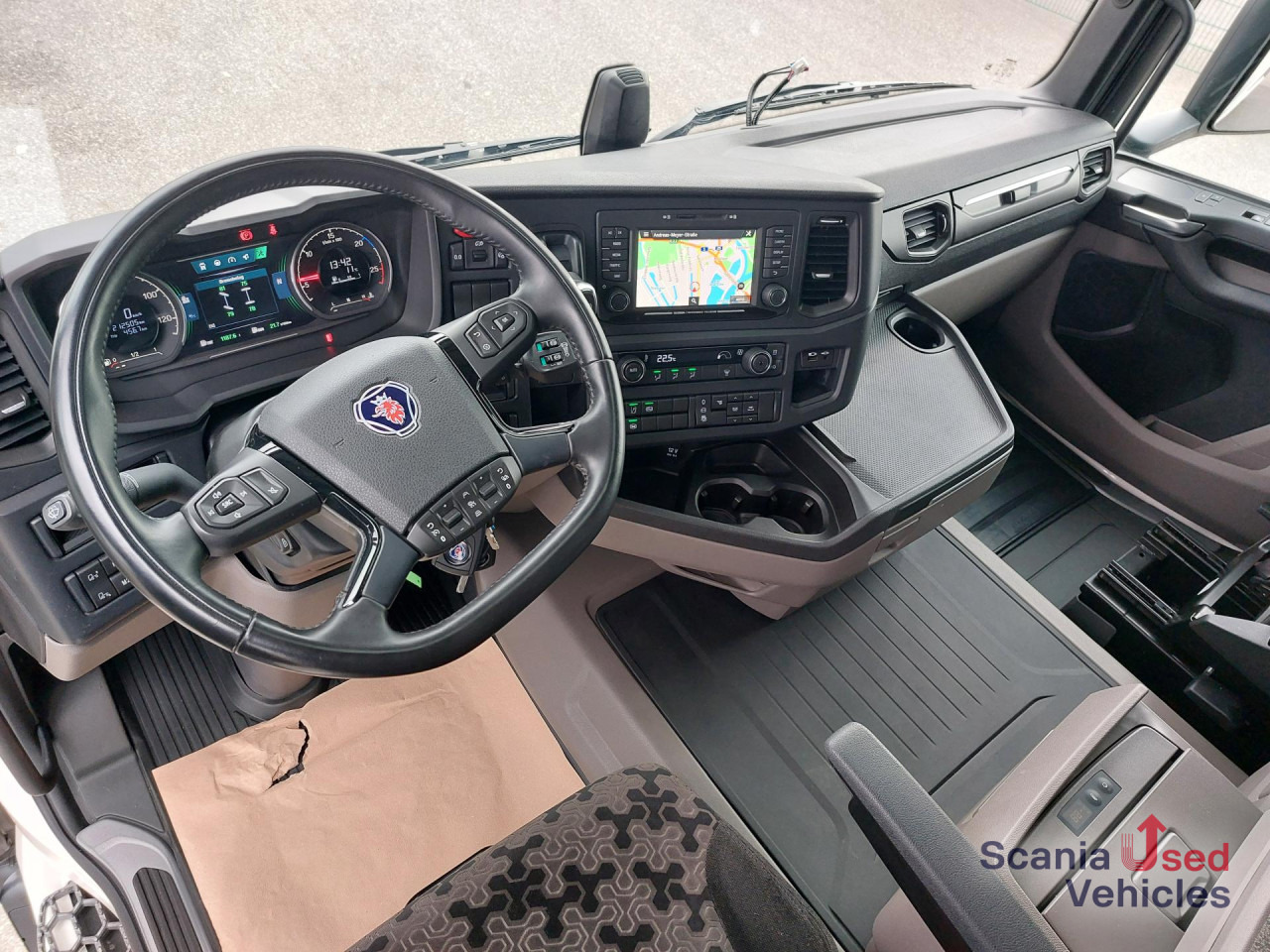 SCANIA R 460 A4x2NA, SUPER, Navi, Standklima - Tractor: foto 3 SCANIA R 460 A4x2NA, SUPER, Navi, Standklima - Tractor: foto 3