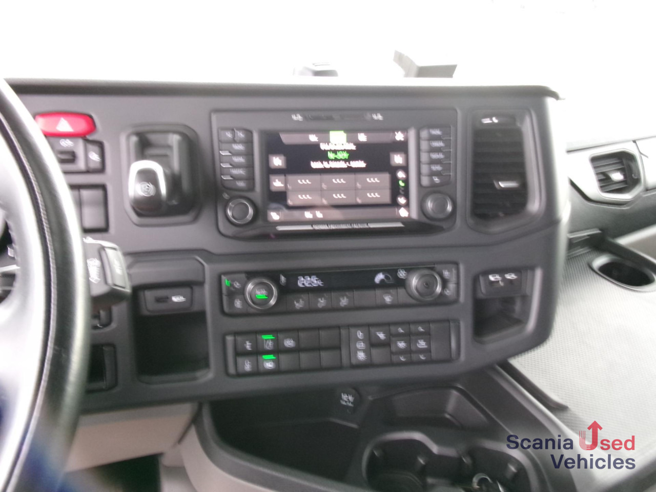 SCANIA R 460 A4x2NA neues Model TOP!!! - Tractor: foto 3 SCANIA R 460 A4x2NA neues Model TOP!!! - Tractor: foto 3