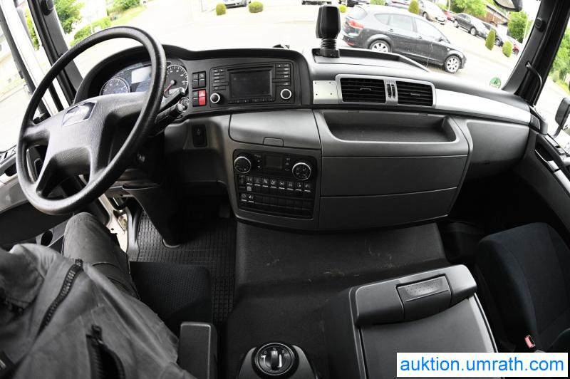 Camião furgão MAN MAN TGL 12.250 4x2 L/BL Koffer Ladebordwand Klimaautomatik NAVI Luftfederung Automatikgetriebe EURO 6: foto 18