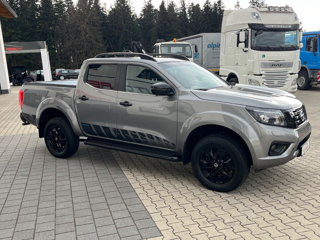 Nissan Navara NP300 N-Guard Double Cab 4x4 - SUV: foto 3 Nissan Navara NP300 N-Guard Double Cab 4x4 - SUV: foto 3