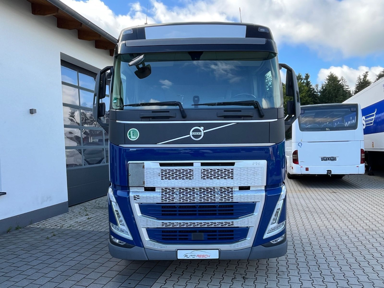 Volvo FH 460 I-SAVE ACC LED neues Modell - Tractor: foto 4 Volvo FH 460 I-SAVE ACC LED neues Modell - Tractor: foto 4