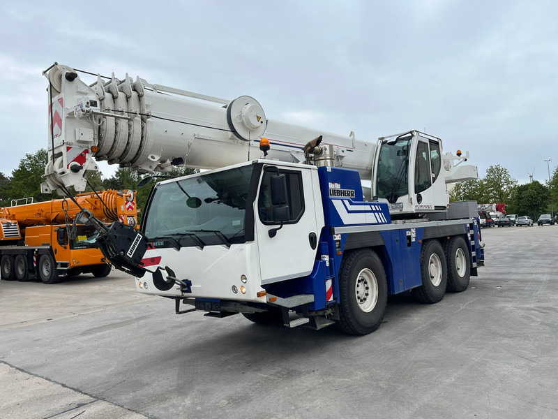 Liebherr LTM 1055-3.2 - Grua móvel: foto 1 Liebherr LTM 1055-3.2 - Grua móvel: foto 1