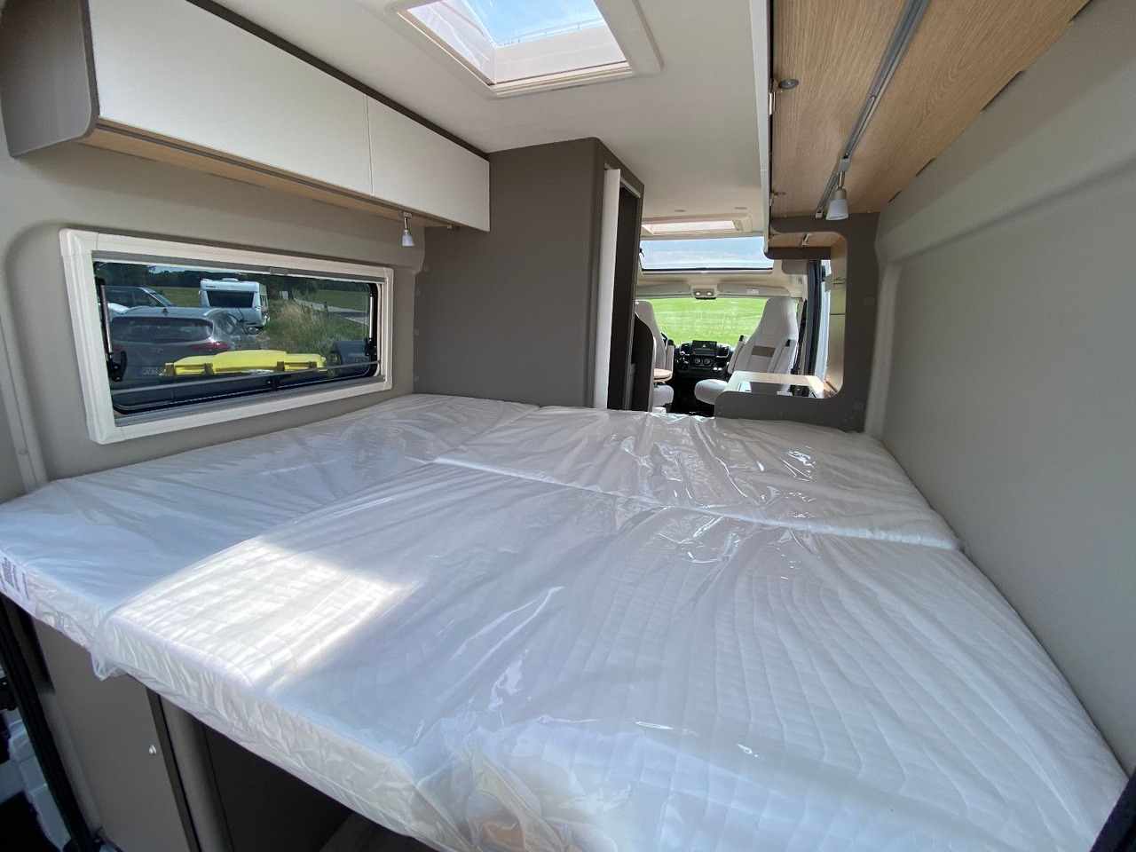 Campervan Carado CV 600 Dieselstandheizung, Skyroof, white Label: foto 19