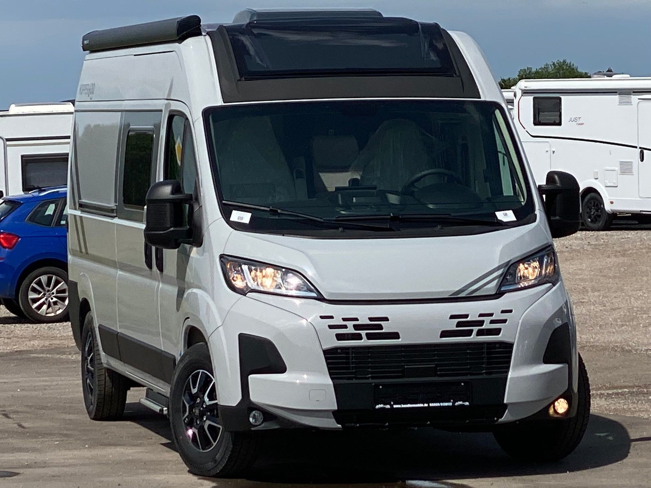 LMC INNOVAN 600 ,Dieselheizung,Modell 25 Skyroof - Campervan: foto 3 LMC INNOVAN 600 ,Dieselheizung,Modell 25 Skyroof - Campervan: foto 3