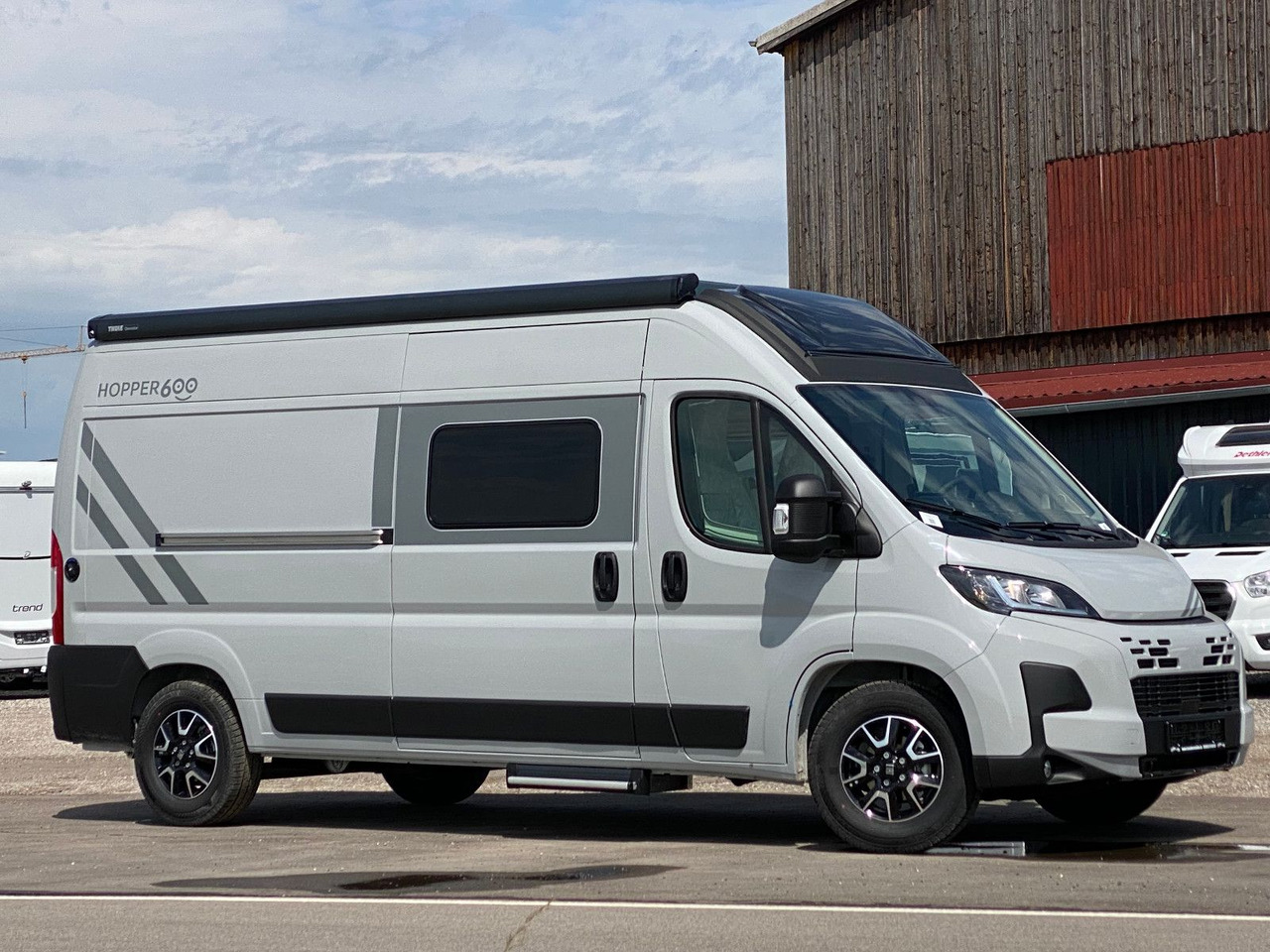 LMC INNOVAN 600 ,Dieselheizung,Modell 25 Skyroof - Campervan: foto 4 LMC INNOVAN 600 ,Dieselheizung,Modell 25 Skyroof - Campervan: foto 4