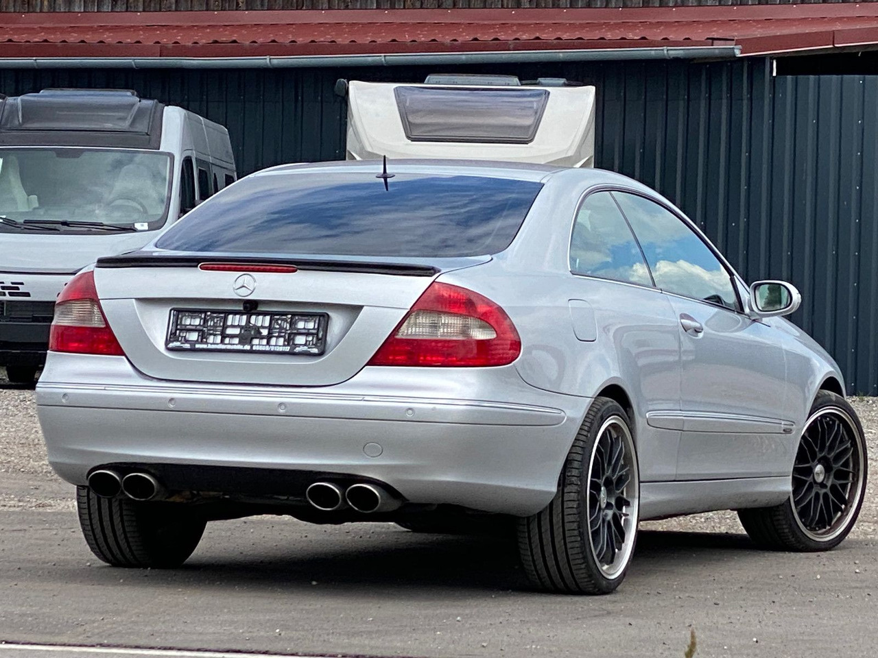 Mercedes-Benz CLK 350 CLK Coupe CLK 350 - Automóvel: foto 5 Mercedes-Benz CLK 350 CLK Coupe CLK 350 - Automóvel: foto 5