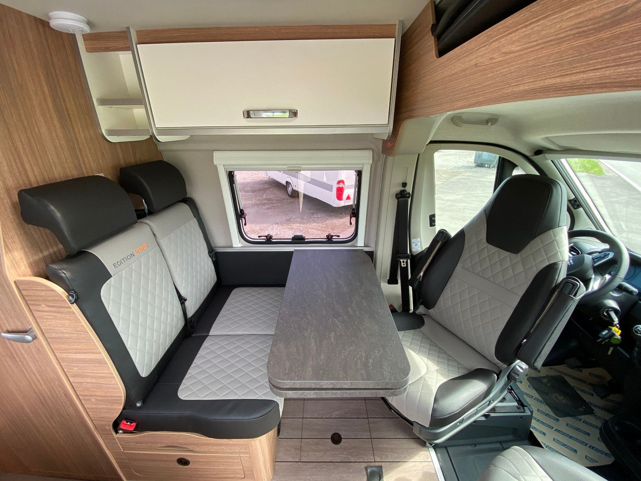 Campervan Weinsberg CaraBus 600 MQ EDITION Fire: foto 16