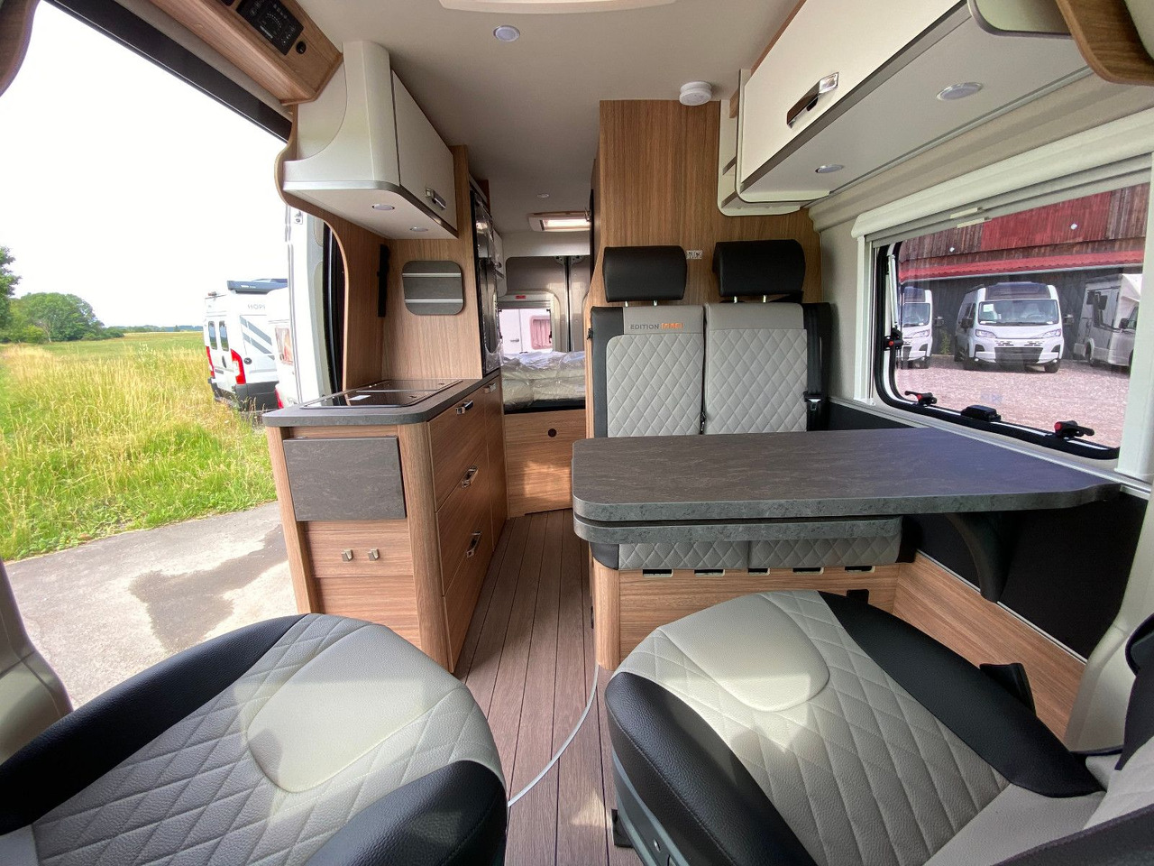 Campervan Weinsberg CaraBus 600 MQ EDITION Fire: foto 12