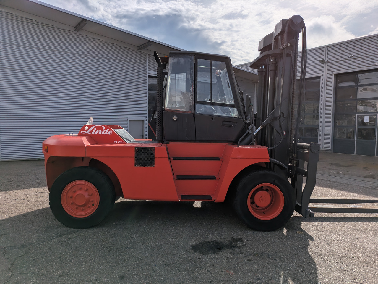 H150 Diesel Schwerlaststapler Bj:07 BStd: 5223h neue Gabeln - Empilhadeira a diesel: foto 5 H150 Diesel Schwerlaststapler Bj:07 BStd: 5223h neue Gabeln - Empilhadeira a diesel: foto 5