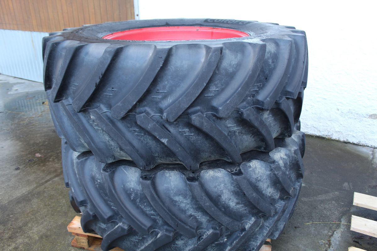 Fendt 818 Kompletträder 30 und 42 Zoll - Roda completa por Trator: foto 1 Fendt 818 Kompletträder 30 und 42 Zoll - Roda completa por Trator: foto 1