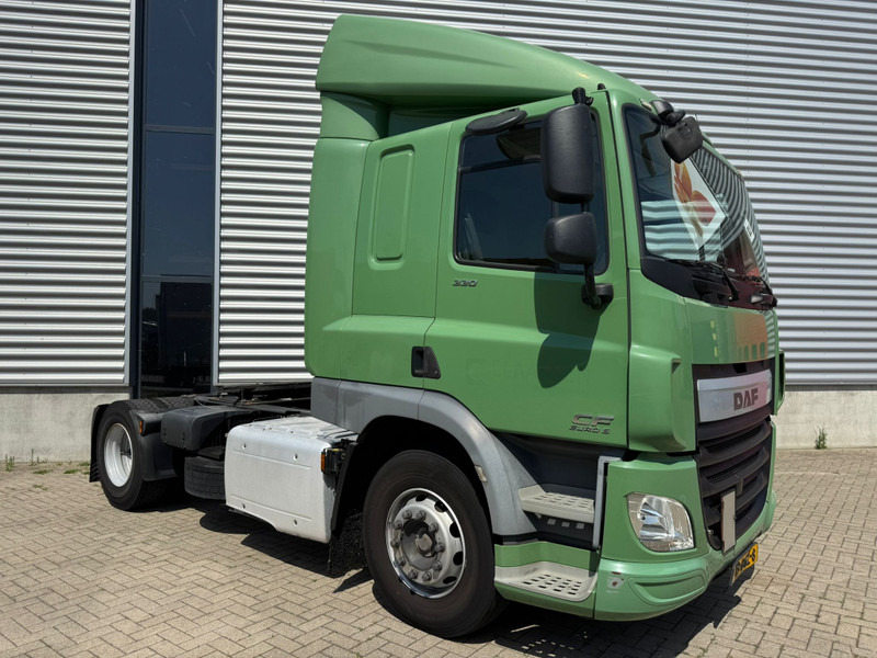 DAF DAF CF 330 / Low Roof / TUV: 3-2026 / NL Truck - Tractor: foto 2 DAF DAF CF 330 / Low Roof / TUV: 3-2026 / NL Truck - Tractor: foto 2