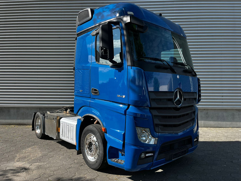 Mercedes-Benz Actros 1843 / Retarder / Hydarulic / ADR - Tractor: foto 2 Mercedes-Benz Actros 1843 / Retarder / Hydarulic / ADR - Tractor: foto 2