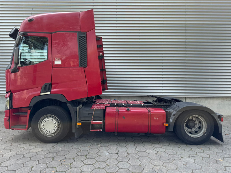 Renault T 460 / 2 Tanks / Refrigerator / 2 Beds / Euro 6 - Tractor: foto 5 Renault T 460 / 2 Tanks / Refrigerator / 2 Beds / Euro 6 - Tractor: foto 5