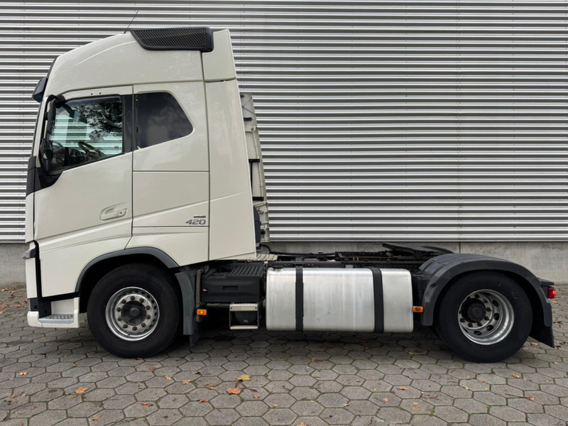 Volvo FH 420 / I-Shift / 2 Tanks / Euro 6 / NL- Truck - Tractor: foto 5 Volvo FH 420 / I-Shift / 2 Tanks / Euro 6 / NL- Truck - Tractor: foto 5