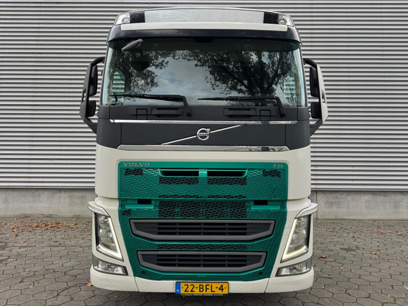 Volvo FH 420 / I-Shift / 2 Tanks / Euro 6 / NL- Truck - Tractor: foto 4 Volvo FH 420 / I-Shift / 2 Tanks / Euro 6 / NL- Truck - Tractor: foto 4