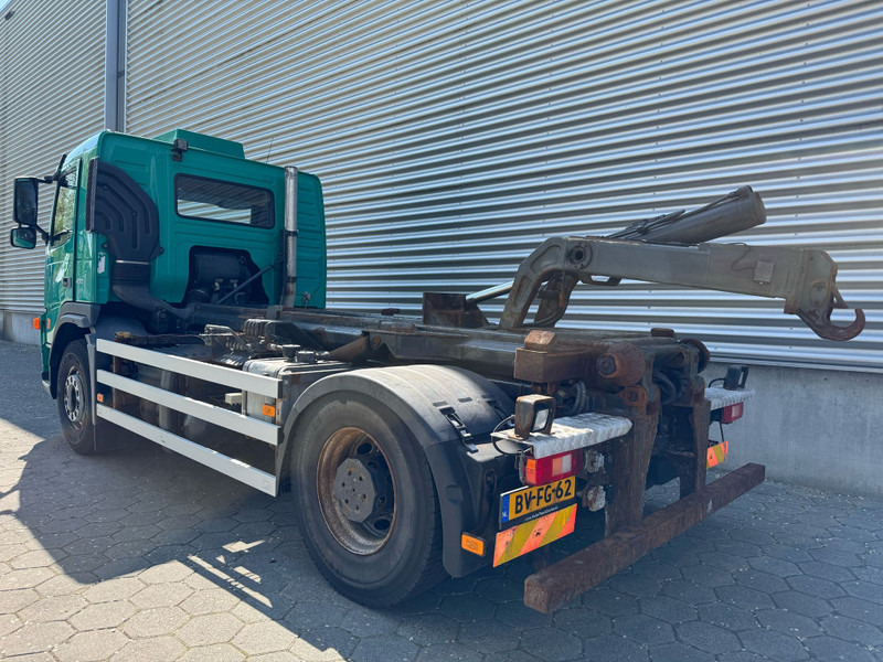 Volvo FM400 / I-Shift / Hook / Euro 5 / VEB+ / TUV: 6-2025 / NL Truck - Camião polibenne: foto 3 Volvo FM400 / I-Shift / Hook / Euro 5 / VEB+ / TUV: 6-2025 / NL Truck - Camião polibenne: foto 3