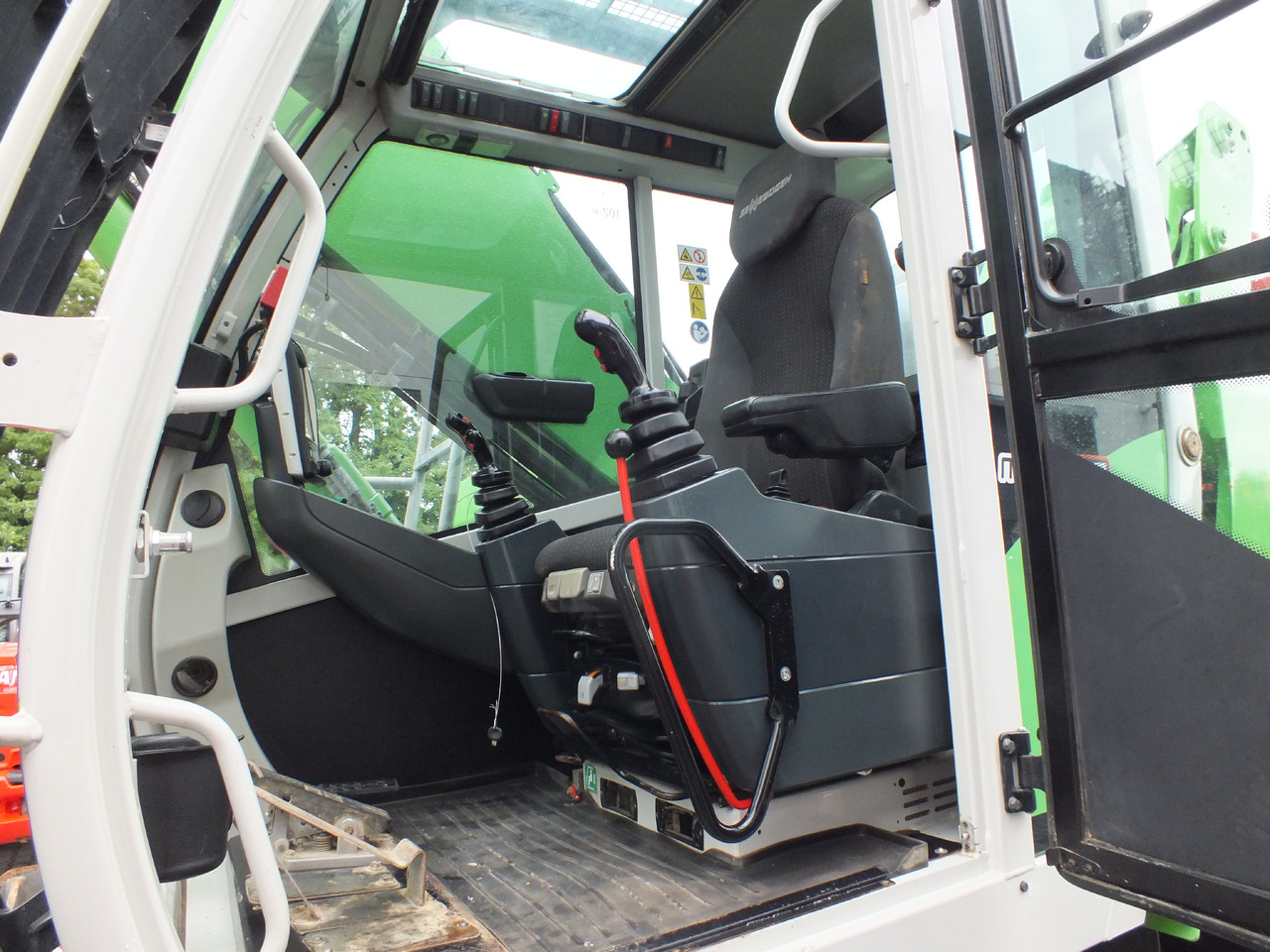 Manipulador de material por Máquina de construção novo SENNEBOGEN 817E: foto 10