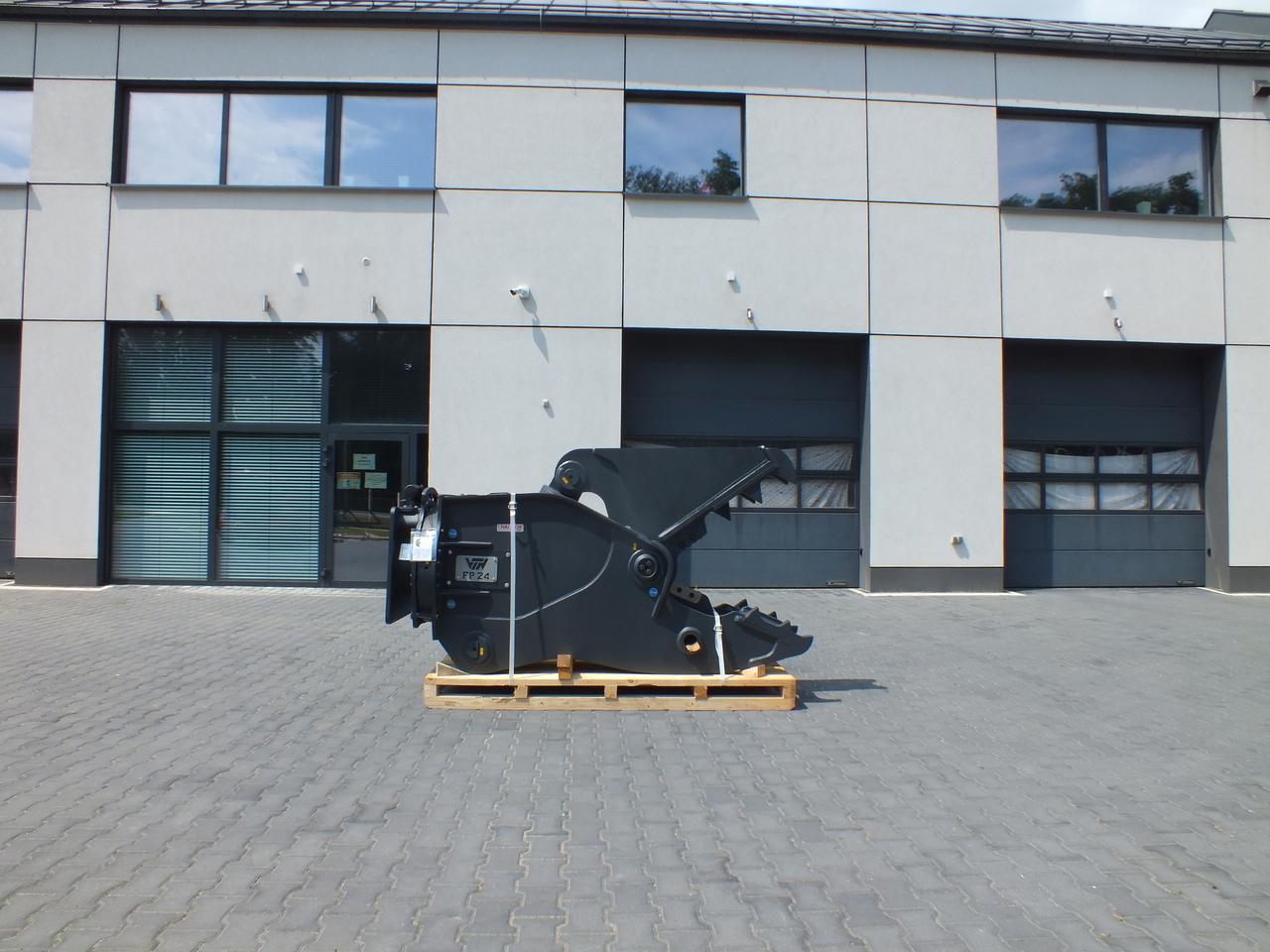 VTN FP 24 Hydraulic Rotating Pulveriser Crusher 2525 KG - Tesoura de demolição por Escavadeira: foto 2 VTN FP 24 Hydraulic Rotating Pulveriser Crusher 2525 KG - Tesoura de demolição por Escavadeira: foto 2