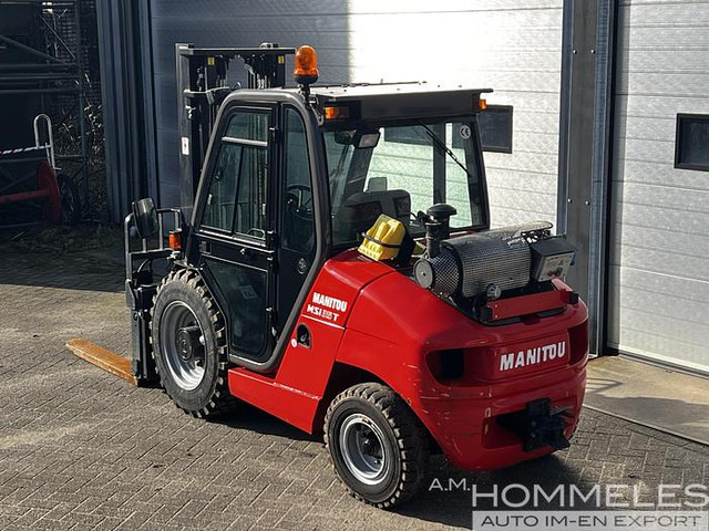 Manitou MSI35T 4ST3A - Empilhador todo-o-terreno: foto 4 Manitou MSI35T 4ST3A - Empilhador todo-o-terreno: foto 4