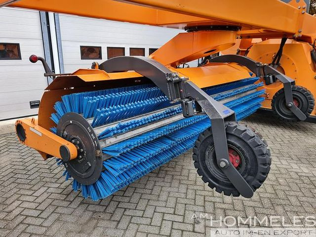 Varredora urbana Overaasen RS 200: foto 9 Varredora urbana Overaasen RS 200: foto 9