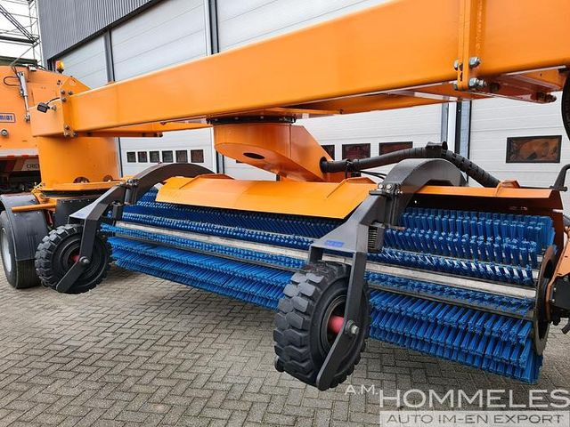 Varredora urbana Overaasen RS 200: foto 15 Varredora urbana Overaasen RS 200: foto 15