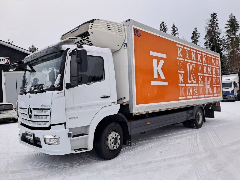 Mercedes-Benz Atego 1524 - Camião frigorífico: foto 1 Mercedes-Benz Atego 1524 - Camião frigorífico: foto 1